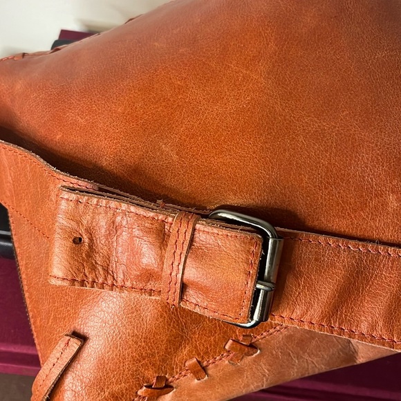 Hand Stitched Vintage Mexx Genuine Leather Burnt Orange Messenger Crossbody Bag - Picture 4 of 12